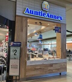 AUNTIE ANNE'S