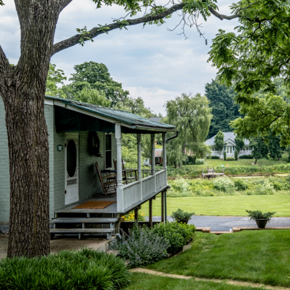 Cottage at By the Side of the Road Inn and Cottages.