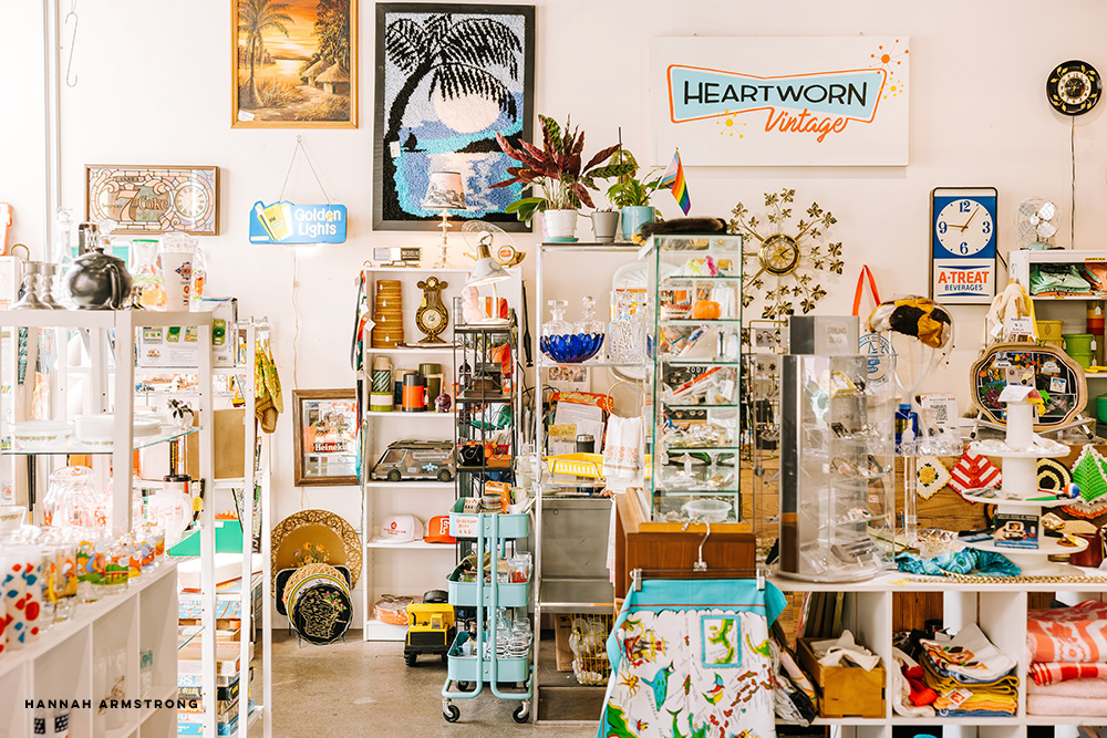 A colorful selection of antiques in the store Heartworn Vintage