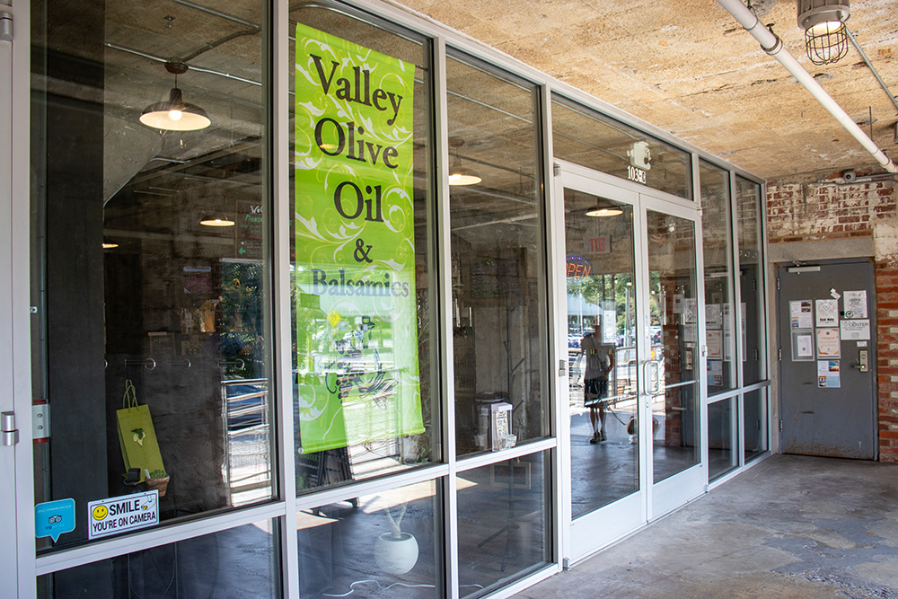 Valley Olive Oil and Balsamics store front